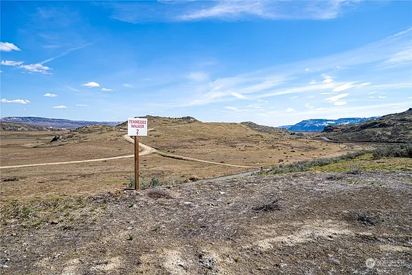 Property Photo MLS #: 2051305