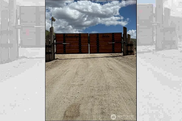 Property Photo MLS #: 2376305