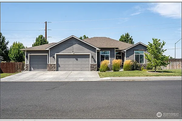 Property Photo MLS #: 2414319