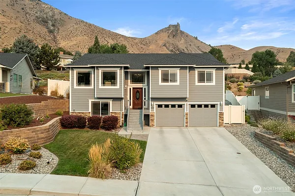 Property Photo MLS #: 2431321