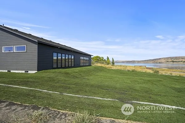 Property Photo MLS #: 2293326