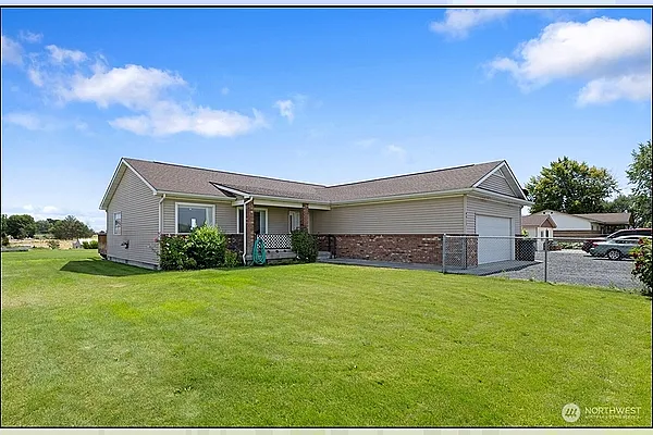 Property Photo MLS #: 2407329
