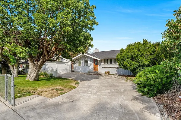 Property Photo MLS #: 2425352