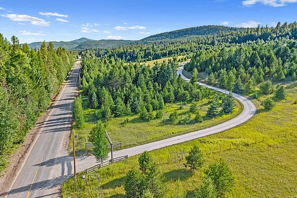 Property Photo MLS #: 202521358