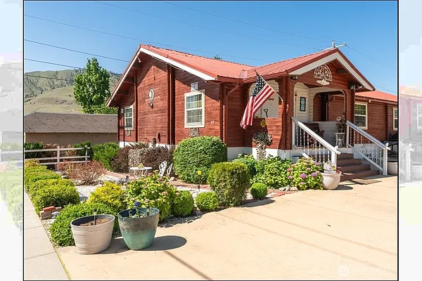 Property Photo MLS #: 2400362