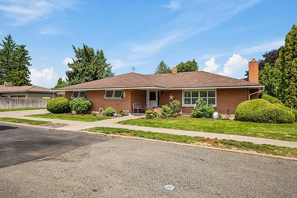 Property Photo MLS #: 202523367