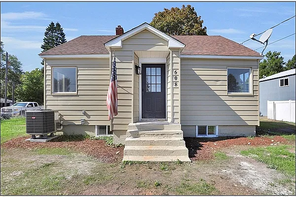 Property Photo MLS #: 202524367