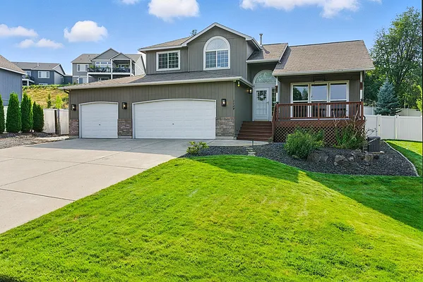 Property Photo MLS #: 202523394