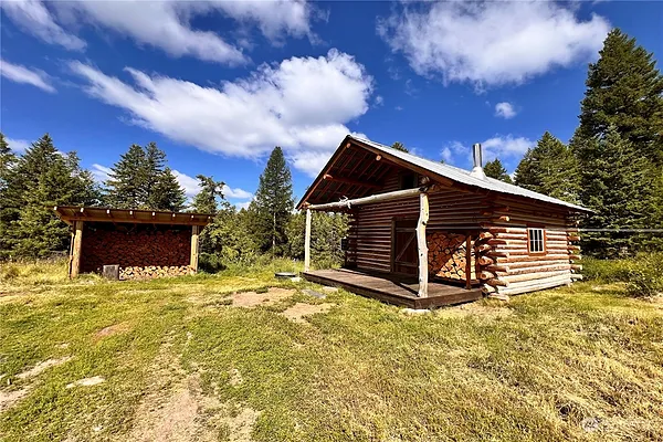 Property Photo MLS #: 2262408