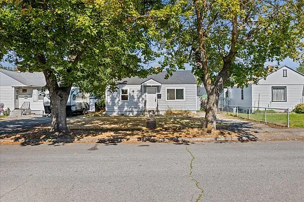 Property Photo MLS #: 202524422