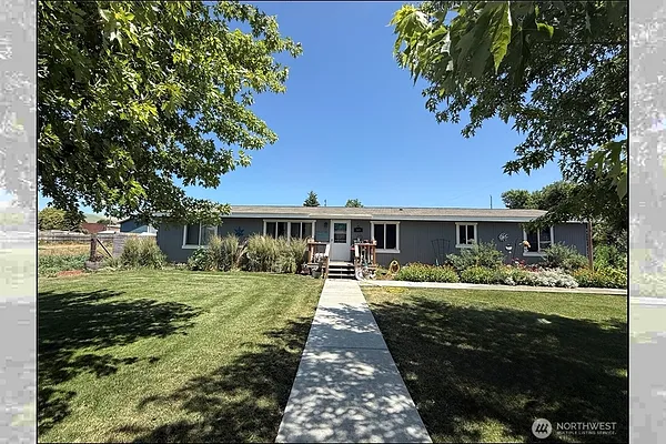 Property Photo MLS #: 2395427