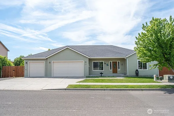 Property Photo MLS #: 2377430