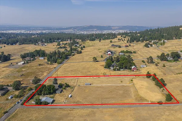 Property Photo MLS #: 202523432