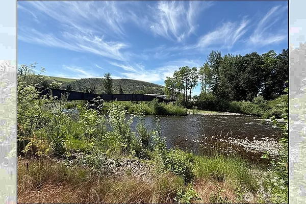 Property Photo MLS #: 2390435