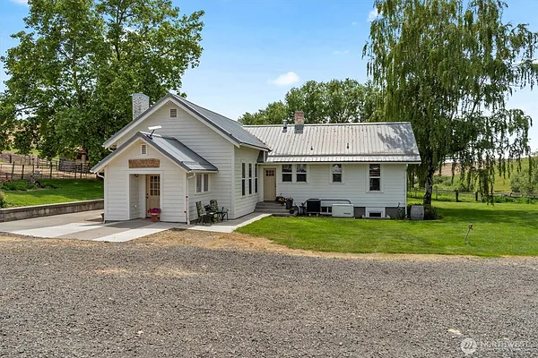 Property Photo MLS #: 2388438