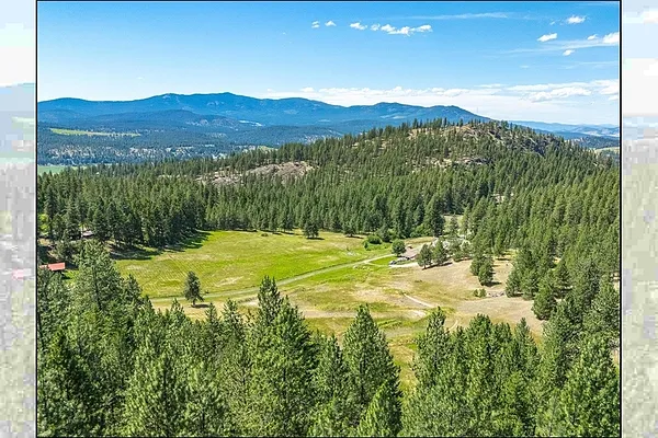 Property Photo MLS #: 202520442