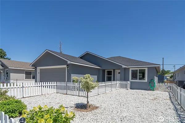 Property Photo MLS #: 2401445
