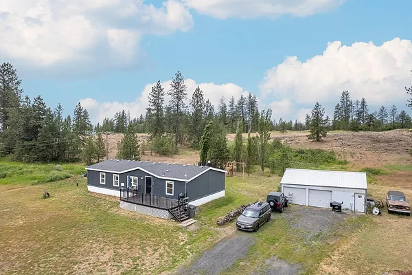Property Photo MLS #: 202519448