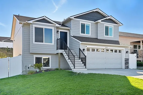 Property Photo MLS #: 202524474