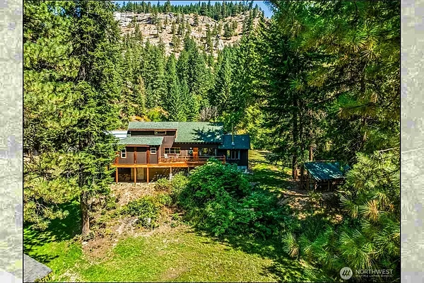 Property Photo MLS #: 2404478