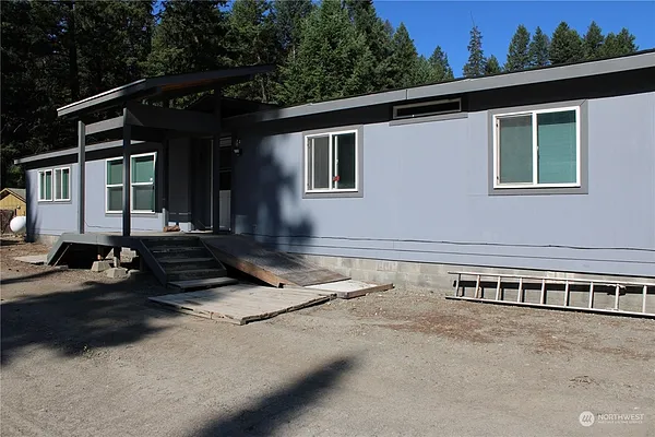 Property Photo MLS #: 2268489