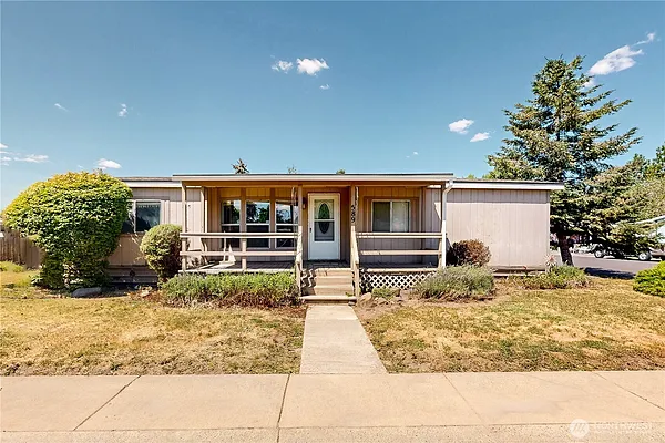 Property Photo MLS #: 2403493