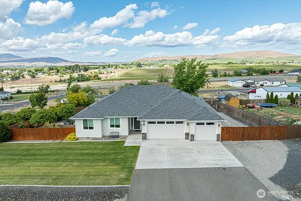 Property Photo MLS #: 2380494