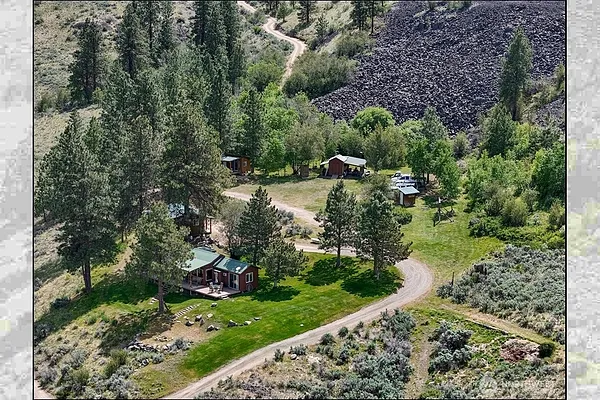 Property Photo MLS #: 2376520