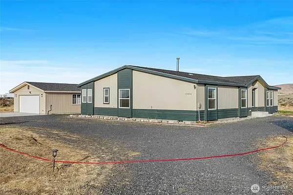 Property Photo MLS #: 2423521