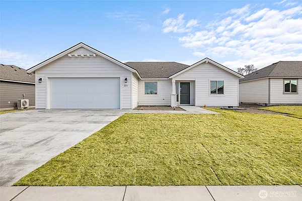 Property Photo MLS #: 2426523