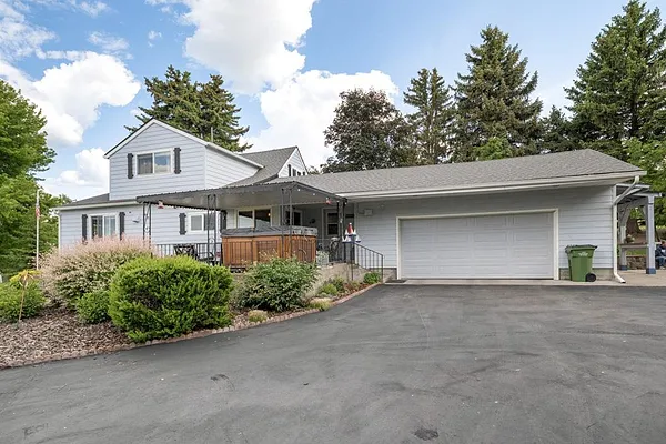 Property Photo MLS #: 202520526