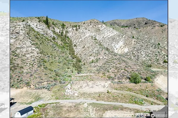Property Photo MLS #: 2340531