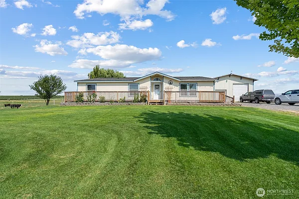 Property Photo MLS #: 2422544