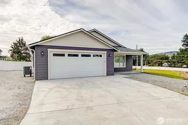 Property Photo MLS #: 2420552