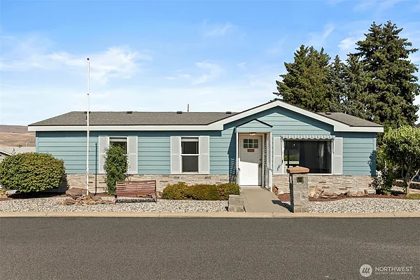 Property Photo MLS #: 2405556