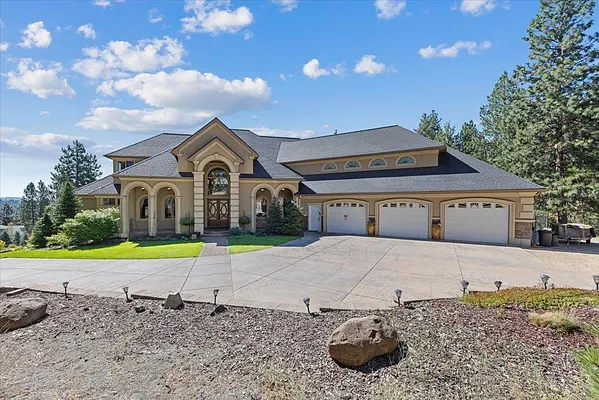 Property Photo MLS #: 202521558