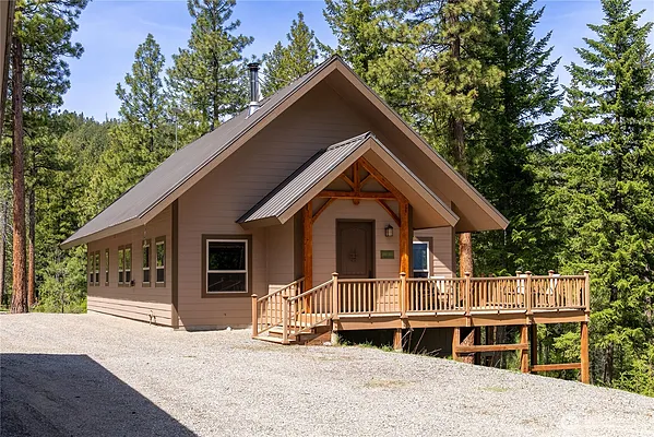 Property Photo MLS #: 2390569