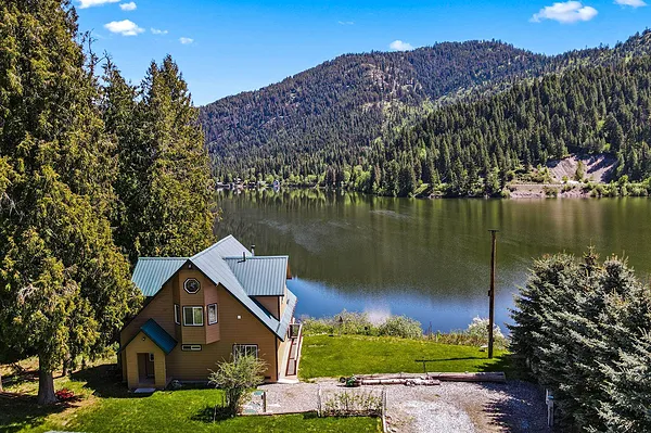 Property Photo MLS #: 202515583