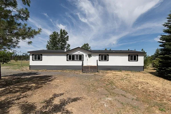 Property Photo MLS #: 202520587