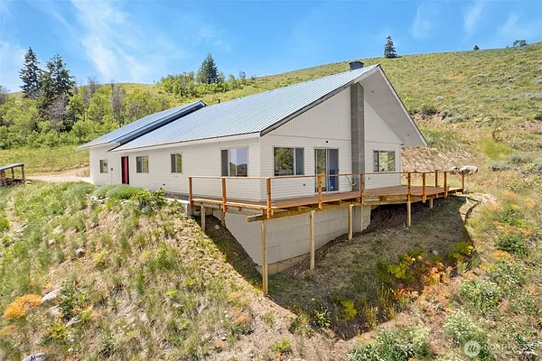 Property Photo MLS #: 2389590