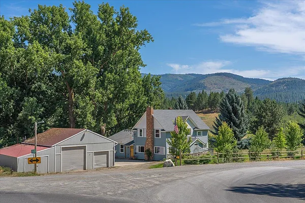 Property Photo MLS #: 202520591