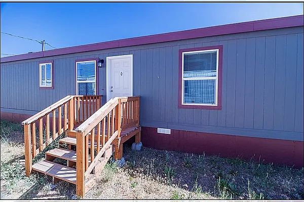 Property Photo MLS #: 202520593