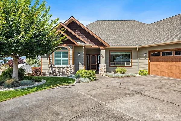 Property Photo MLS #: 2415596