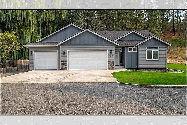 Property Photo MLS #: 202523616