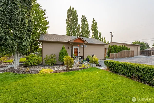 Property Photo MLS #: 2430619