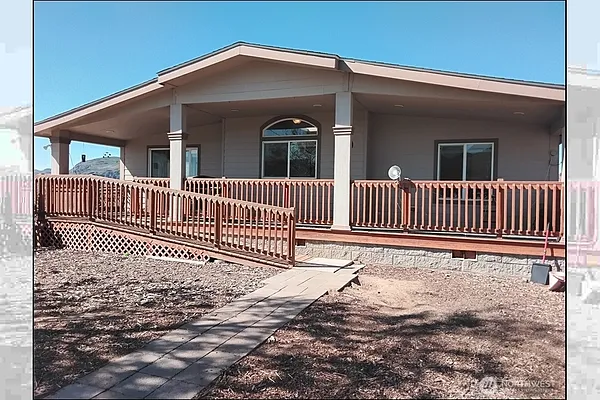 Property Photo MLS #: 2372621