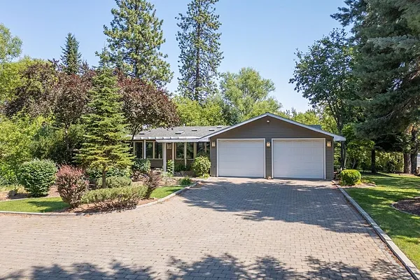 Property Photo MLS #: 202521626