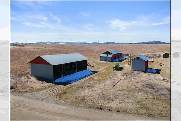 Property Photo MLS #: 202519628