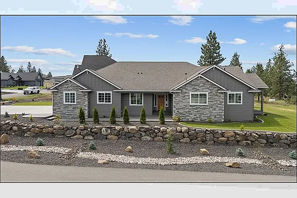 Property Photo MLS #: 202521629