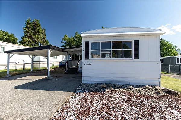 Property Photo MLS #: 2410636
